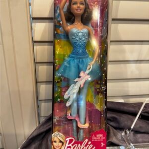 Mattel Barbie Fairytale with Pink and Gold‎ Accents (2011)
